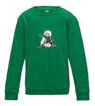 JanaRoos - T-shirts and Sweaters - Kid's Sweater - Packshot - Hand drawn illustration - Round neck - Long sleeves - Cotton - Kelly Green - Groen - Panda