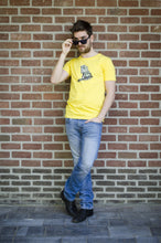 Wall Picture Men's T-Shirt Iguana Illustration Maize Yellow Sunglasses hagedis geel