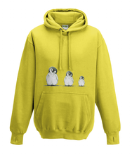JanaRoos - Hoodies - Kids Hoodie - Packshot - Hand drawn illustration - Round neck - Long sleeves - Cotton - yellow - geel - Penguins - Pinguïns