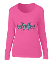 Women T-shirt -  organic cotton - long sleeved - round neck - coral pink - roos - printdesign - drawing - JanaRoos - butterflies - vlinders