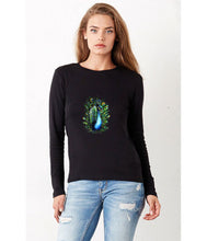 Women T-shirt - frontshot - photoshoot - model -  organic cotton - long sleeved - round neck - printdesign - drawing - JanaRoos - Peacock - pauw