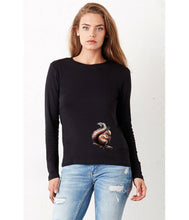 Women T-shirt - frontshot - photoshoot - model -  organic cotton - long sleeved - round neck - printdesign - drawing - JanaRoos -  squirrel